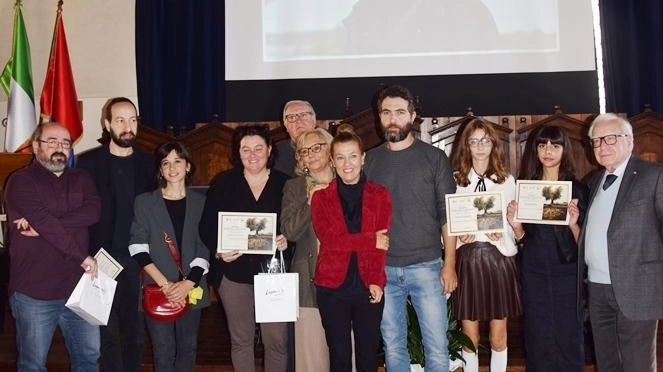 La consegna del premio ’Falchetti’ La consegna del premio ’Falchetti’