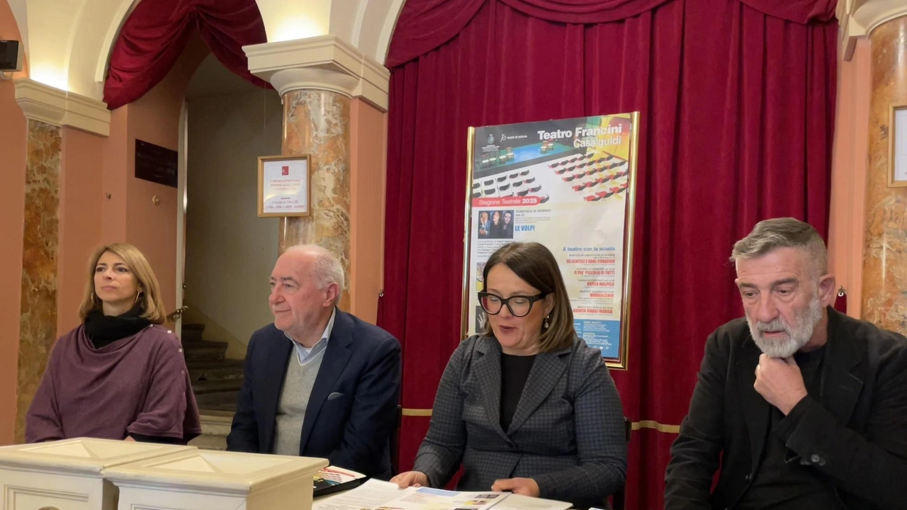 Gli organizzatori della stagione teatrale per il teatro Francini a Casalguidi Gli organizzatori della stagione teatrale per il teatro Francini a Casalguidi