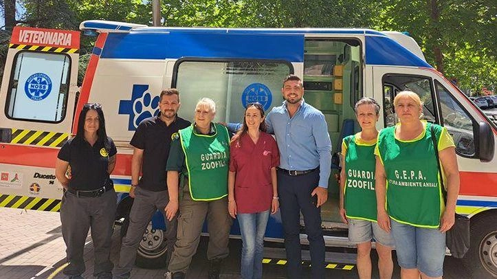È attivo un nuovo numero di reperibilità per l’ambulanza veterinaria del nucleo operativo Noss, che ricopre le necessità e le... È attivo un nuovo numero di reperibilità per l’ambulanza veterinaria del nucleo operativo Noss, che ricopre le necessità e le...