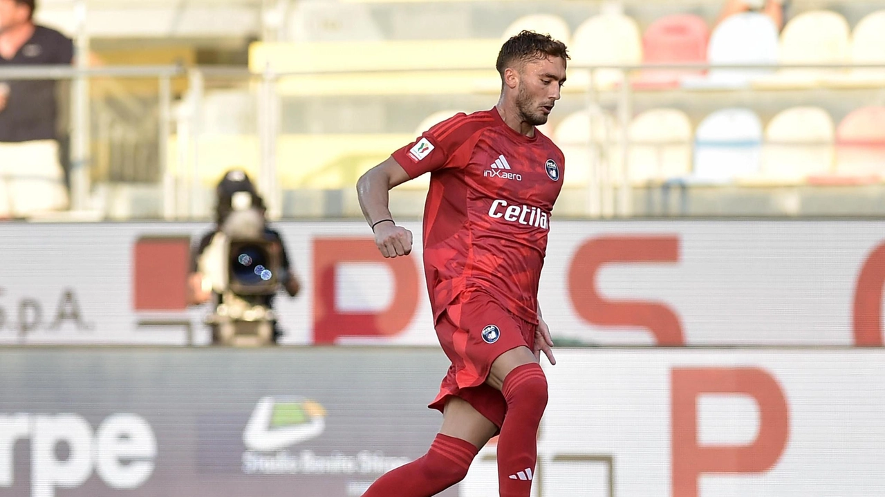 Simone Canestrelli, 24 anni, è uno dei pezzi pregiati della «casa» nerazzurra Simone Canestrelli, 24 anni, è uno dei pezzi pregiati della «casa» nerazzurra