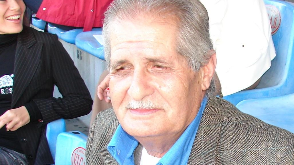 Ivano Baldi sugli spalti del comunale Ivano Baldi sugli spalti del comunale