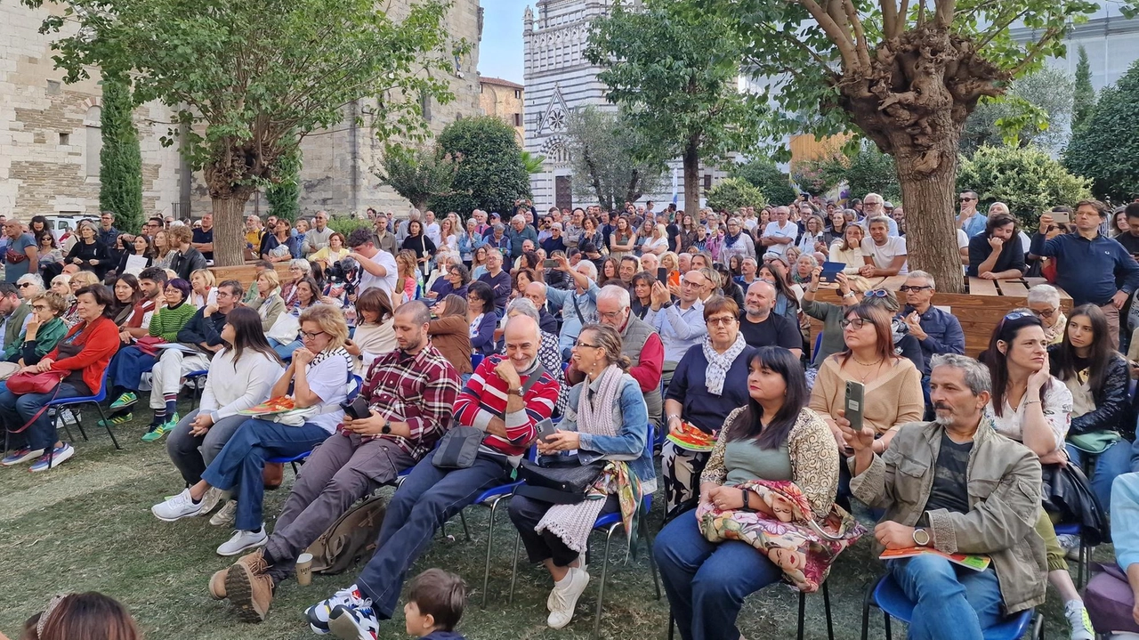 Un altro parco in città vede la Giorgio Tesi Group impegnata in prima linea. L’amministratore delegato: "L’azienda ha un legame profondo con questa terra" . Un altro parco in città vede la Giorgio Tesi Group impegnata in prima linea. L’amministratore delegato: "L’azienda ha un legame profondo con questa terra" .