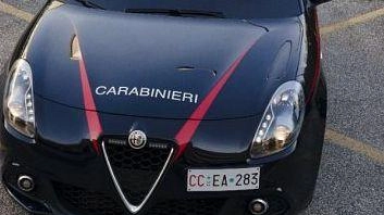 Intervento dei carabinieri nella notte alla stazione di Querceta-Forte dei Marmi Intervento dei carabinieri nella notte alla stazione di Querceta-Forte dei Marmi