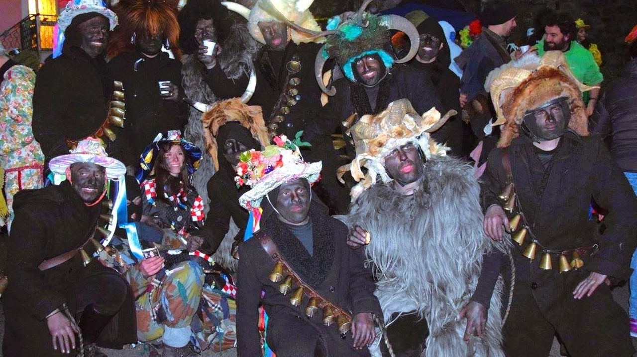 Un’immagine di gruppo in occasione di una recente edizione del Carnevale Un’immagine di gruppo in occasione di una recente edizione del Carnevale