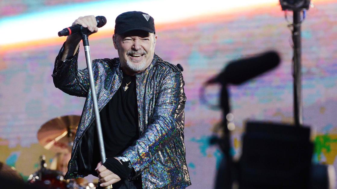 vasco rossi a firenze come partecipare alla consegna delle chiavi della città