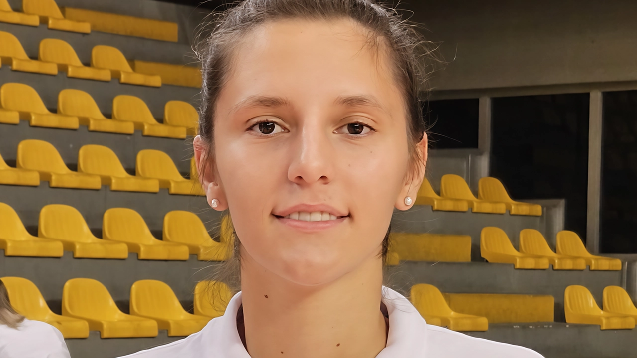 Francesca Chiti, ala grande nata nel 2004, giovane, ma già di grande esperienza: vestirà la maglia numero 21 Francesca Chiti, ala grande nata nel 2004, giovane, ma già di grande esperienza: vestirà la maglia numero 21