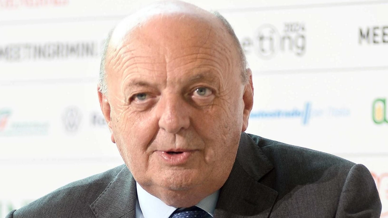 Domani ad Arezzo Fiere il convegno Estra in collaborazione con Qn-Quotidiano Nazionale. Presenti il ministro Pichetto Fratin, il governatore Giani, l’ad di Leonardo Cingolani e Macrì. Domani ad Arezzo Fiere il convegno Estra in collaborazione con Qn-Quotidiano Nazionale. Presenti il ministro Pichetto Fratin, il governatore Giani, l’ad di Leonardo Cingolani e Macrì.