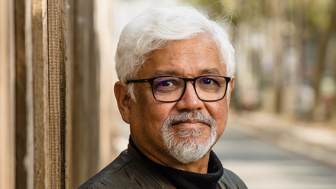 Amitav Ghosh è considerato tra i più influenti protagonisti della letteratura indiana