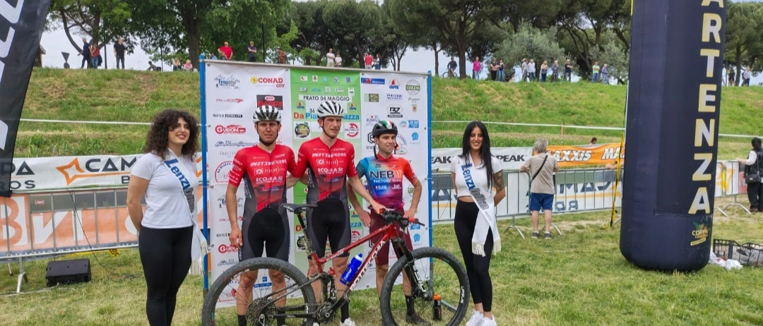 Prato, Granfondo da piazza a piazza: vince Stefano Valdrighi