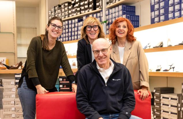Altro storico negozio chiude dopo 50 anni: “Ormai è crisi per le botteghe di vicinato” Altro storico negozio chiude dopo 50 anni: “Ormai è crisi per le botteghe di vicinato”