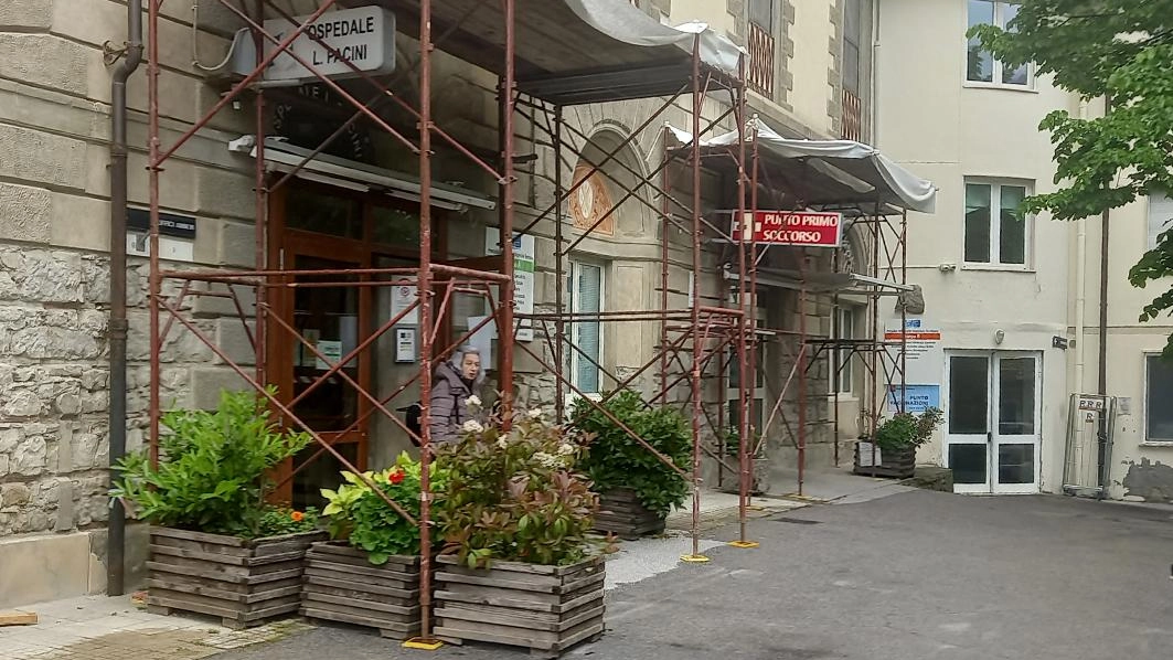 L’ingresso del presidio Piot di San Marcello dove. sono in corso lavori di ammodernamento all’esterno L’ingresso del presidio Piot di San Marcello dove. sono in corso lavori di ammodernamento all’esterno