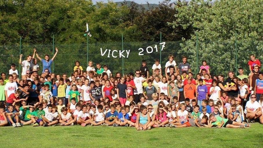 Un gruppo di una precedente edizione Un gruppo di una precedente edizione