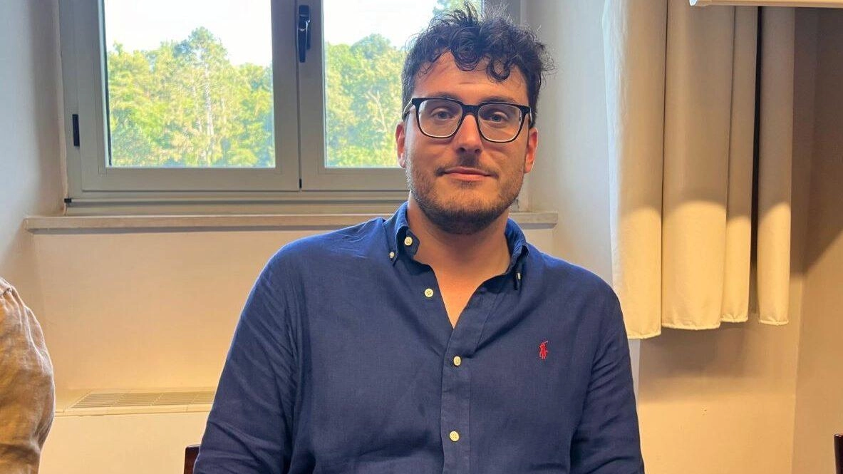 Marco Speranza è il. vice sindaco di Colle con delega alle Opere Pubbliche Marco Speranza è il. vice sindaco di Colle con delega alle Opere Pubbliche
