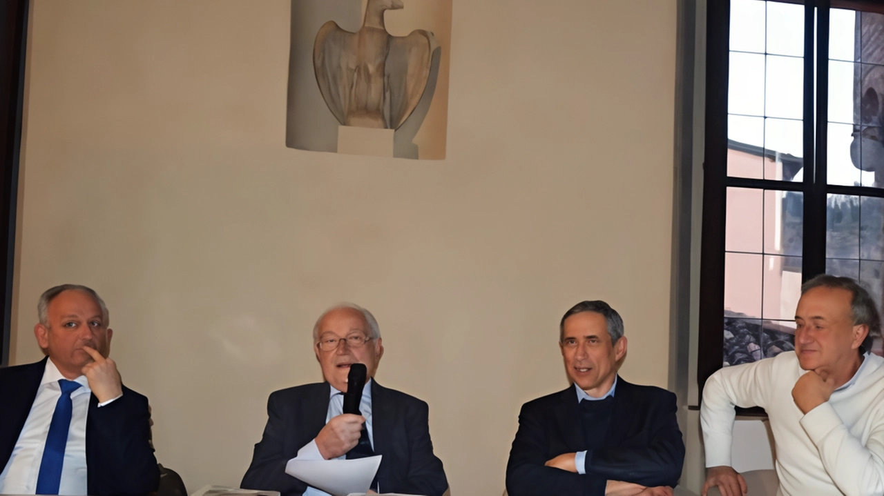 A dieci anni dalla scomparsa ricordato l’impegno sociale e culturale del professionista. Alla Rocca Ariosteca di Castelnuovo sono intervenuti i familiari tra cui il figlio Riccardo. A dieci anni dalla scomparsa ricordato l’impegno sociale e culturale del professionista. Alla Rocca Ariosteca di Castelnuovo sono intervenuti i familiari tra cui il figlio Riccardo.