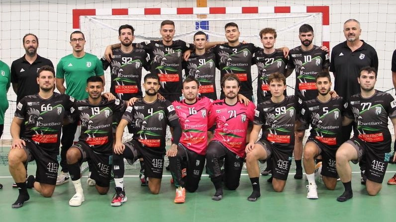 La formazione della Pallamano Tavarnelle che partecipa al campioanto di serie A La formazione della Pallamano Tavarnelle che partecipa al campioanto di serie A