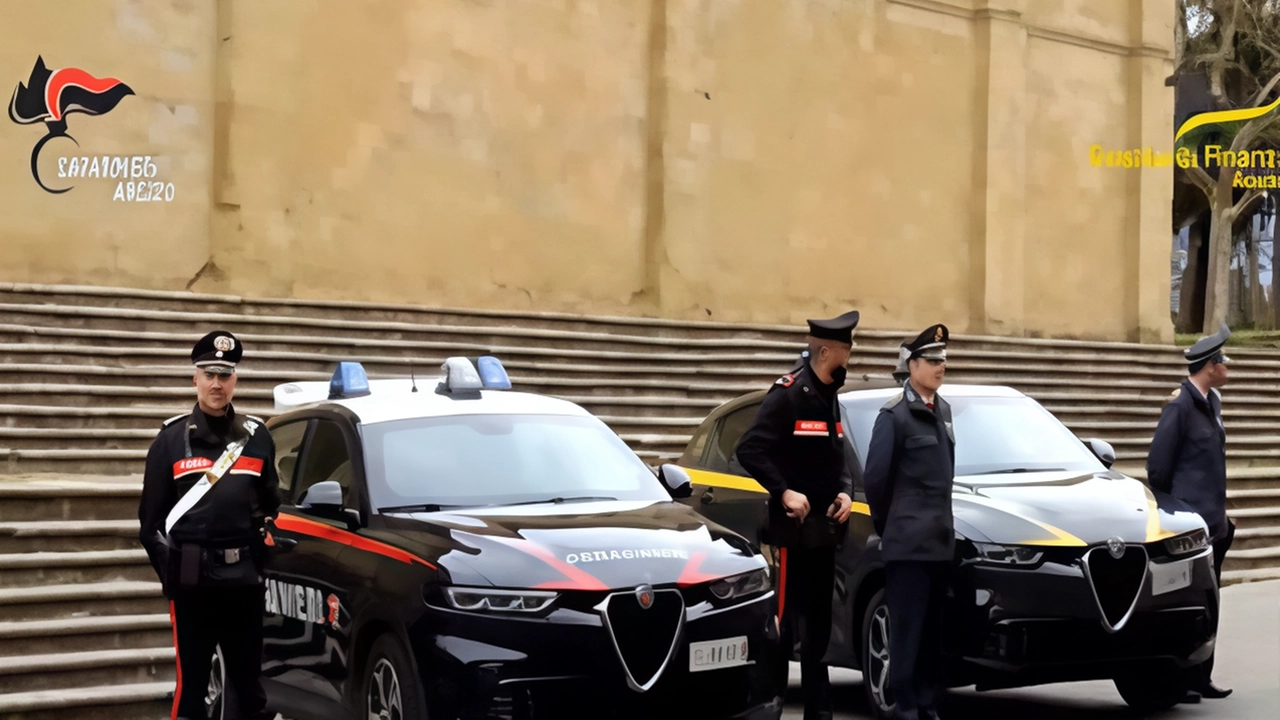 Carabinieri e Guardia di Finanza arrestano 12 persone e sequestrano 80 kg di droga in un'operazione congiunta.