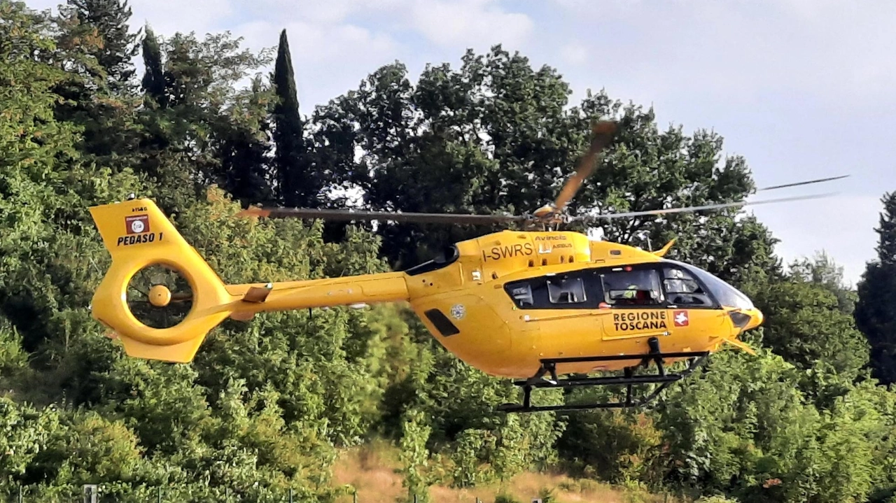 La centrale. del 118 ha fatto levare in volo anche il Pegaso per soccorrere l’anziano La centrale. del 118 ha fatto levare in volo anche il Pegaso per soccorrere l’anziano