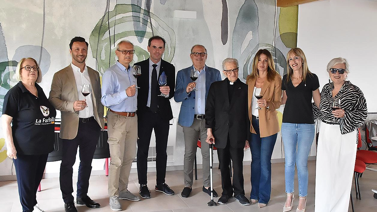 Un momento della presentazione dell’evento ’Calici di Farfalla’ in programma domenica. e lunedì a Villa Elena, sede dell’associazione Un momento della presentazione dell’evento ’Calici di Farfalla’ in programma domenica. e lunedì a Villa Elena, sede dell’associazione