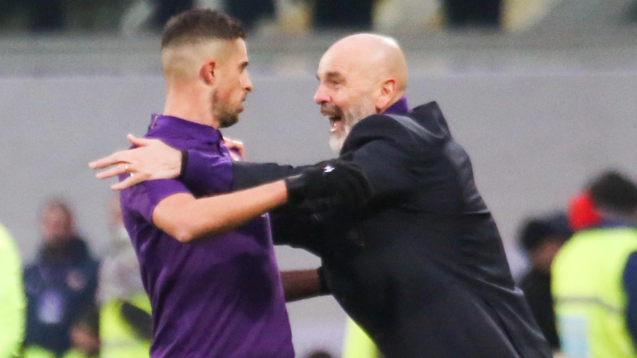 Mirallas esulta con Pioli dopo la rete realizzata contro l’Empoli il 18 dicembre 2018 Mirallas esulta con Pioli dopo la rete realizzata contro l’Empoli il 18 dicembre 2018