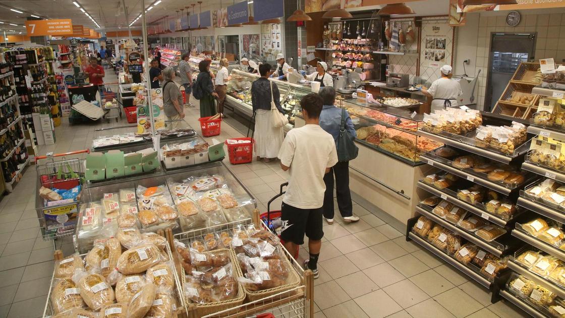 L’inflazione rialza la testa. A Perugia i prezzi ripartono. Boom per latte, carne e caffè L’inflazione rialza la testa. A Perugia i prezzi ripartono. Boom per latte, carne e caffè