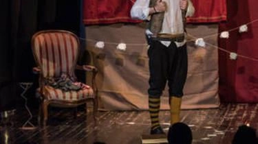 Domenica in scena. Oggi alle 17 all’Auditorium Le Fornaci di Terranuova Bracciolini, c’è Blu, il colore della felicità di Francesco...