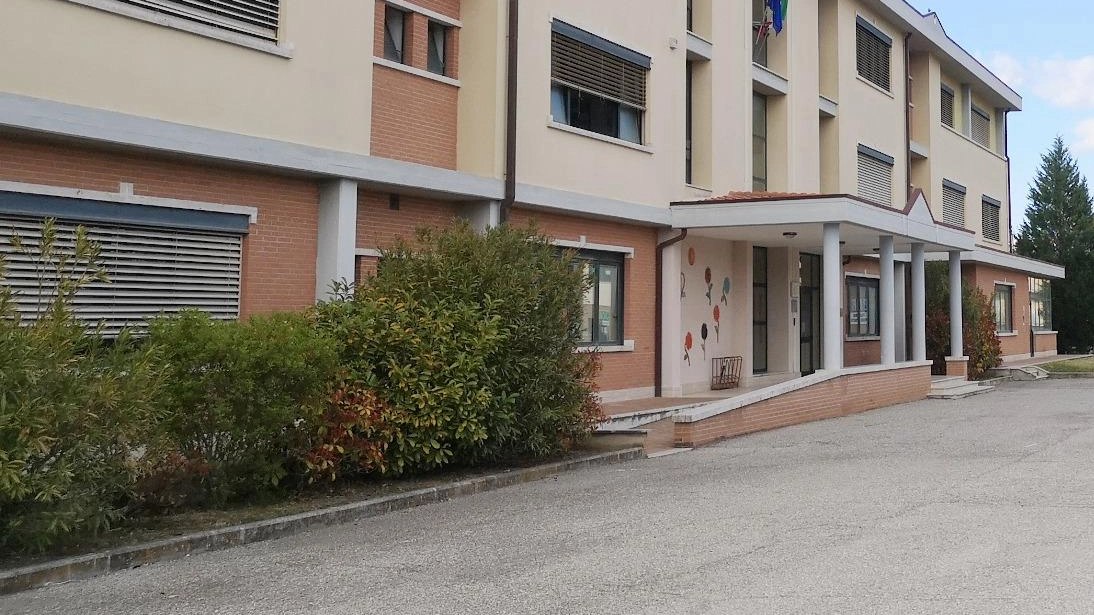 Il Comune di Marsciano sostiene l'attivazione di un nuovo indirizzo di studi al Liceo Salvatorelli-Moneta, confermando l'importanza dell'arricchimento dell'offerta formativa per il territorio. L'Istituto dovrà ufficializzare la richiesta entro il 25 settembre per avviare il percorso nei prossimi anni. Il Comune di Marsciano sostiene l'attivazione di un nuovo indirizzo di studi al Liceo Salvatorelli-Moneta, confermando l'importanza dell'arricchimento dell'offerta formativa per il territorio. L'Istituto dovrà ufficializzare la richiesta entro il 25 settembre per avviare il percorso nei prossimi anni.