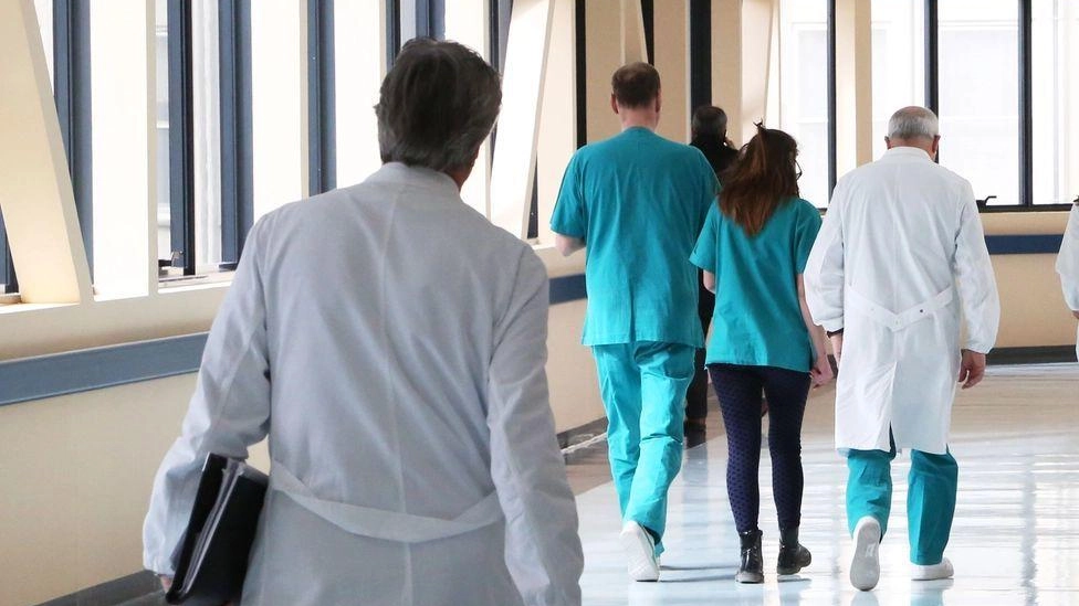 La denuncia di sindacati e associazioni per le continue aggressioni al personale sanitario come medici e infermieri La denuncia di sindacati e associazioni per le continue aggressioni al personale sanitario come medici e infermieri