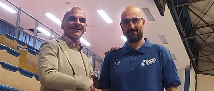 Michele Bulleri alla guida del Gruppo Lupi per il campionato di B 2024-25