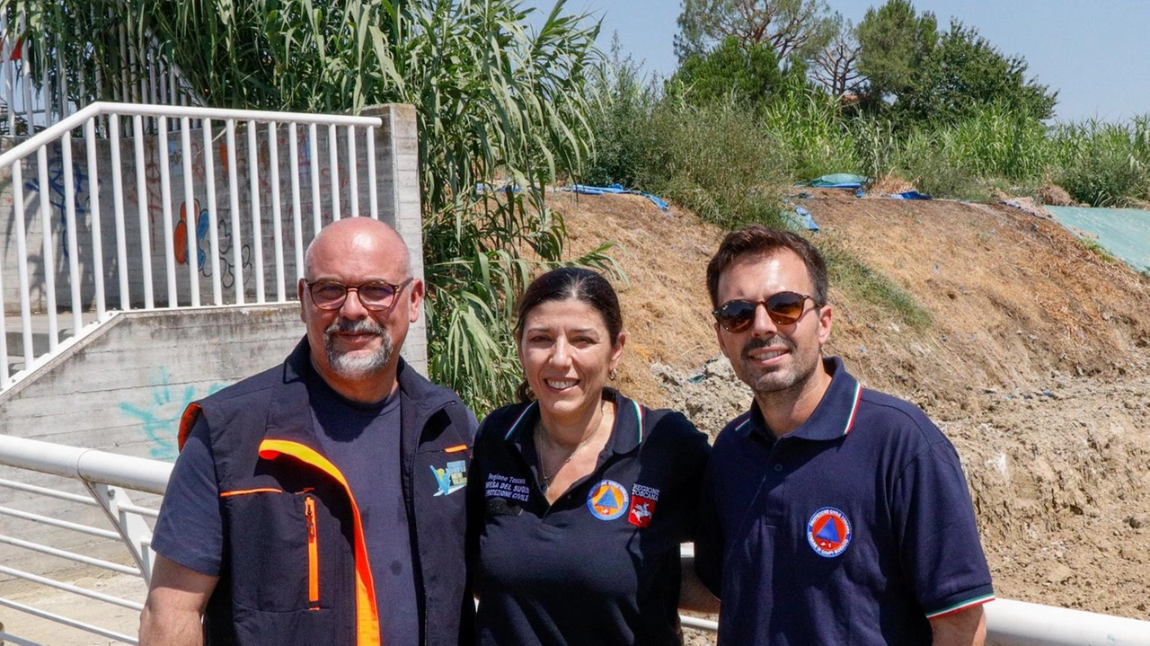 L’assessora regionale Monia Monni insieme al presidente del Consorzio e al sindaco Andrea Tagliaferri L’assessora regionale Monia Monni insieme al presidente del Consorzio e al sindaco Andrea Tagliaferri