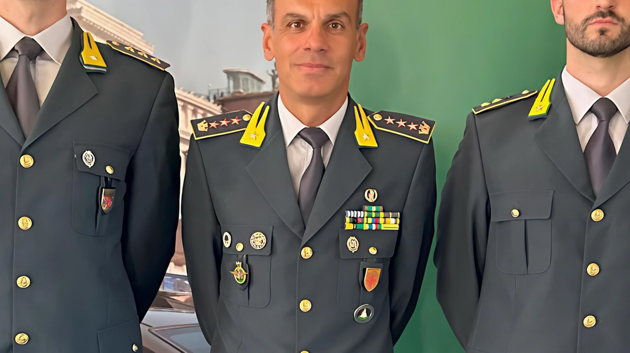 Da sinistra Emanuele Pasquali, il comandante provinciale, Diego Patriarca, ed Edoardo Coluzzi