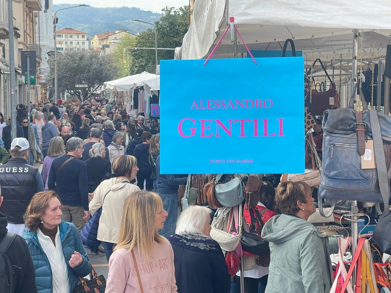 immagine di sfondo 2