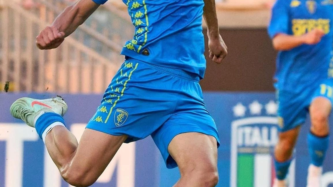 L’attaccante dell’Under 16 dell’Empoli Calcio, Diego Perillo, ha segnato il gol del momentaneo pareggio della sua squadra contro la Juventus foto Empoli Fc L’attaccante dell’Under 16 dell’Empoli Calcio, Diego Perillo, ha segnato il gol del momentaneo pareggio della sua squadra contro la Juventus foto Empoli Fc