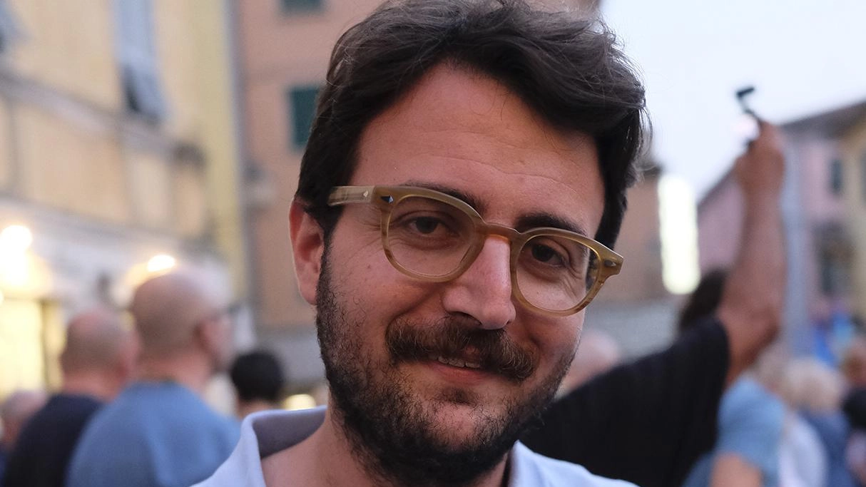 Il Pd incalza sui ritardi nella realizzazione del ponte di via Falcinello e sulla scarsa trasparenza. Secondo ’Sarzana protagonista’ le consulte lamentano mancanza di risposte alle loro richieste. Il Pd incalza sui ritardi nella realizzazione del ponte di via Falcinello e sulla scarsa trasparenza. Secondo ’Sarzana protagonista’ le consulte lamentano mancanza di risposte alle loro richieste.