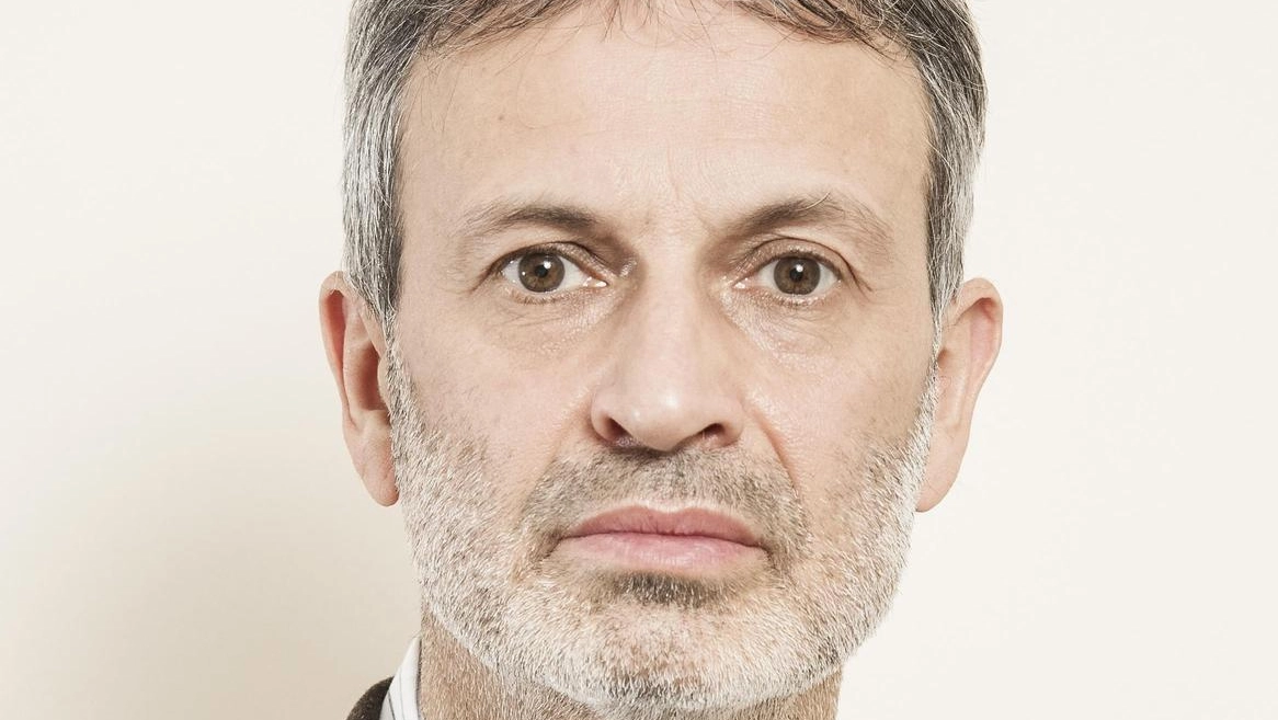 Perazzolo, giornalista, insegna ai ragazzi con il metodo "philosophy for children". Sabato e domenica al Chiostro di San Domenico due workshop. Occorre prenotarsi . . Perazzolo, giornalista, insegna ai ragazzi con il metodo "philosophy for children". Sabato e domenica al Chiostro di San Domenico due workshop. Occorre prenotarsi . .