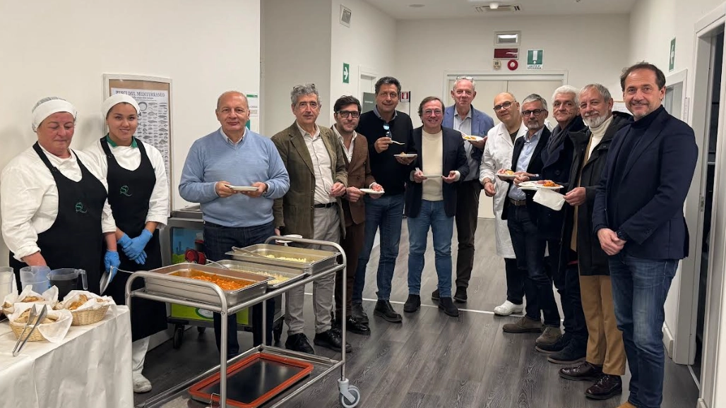 I membri del consiglio direttivo di Confservizi Cispel Toscana insieme al personale di Qualità & Servizi. Il consiglio si è riunito in presenza a Calenzano I membri del consiglio direttivo di Confservizi Cispel Toscana insieme al personale di Qualità & Servizi. Il consiglio si è riunito in presenza a Calenzano