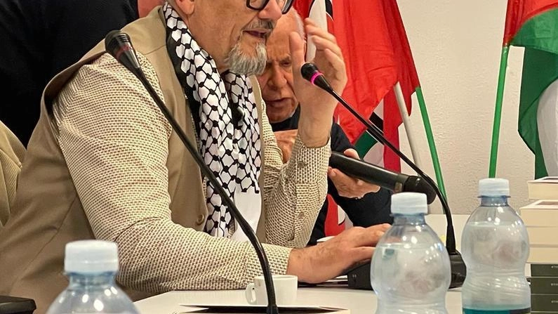 Enrico Pieraccini, segretario provinciale del Partito comunista Enrico Pieraccini, segretario provinciale del Partito comunista