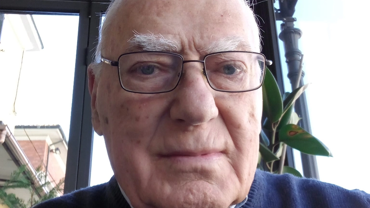 Francesco Falleri, per decenni uno dei principali imprenditori del settore calzaturiero, morto ieri a 95 anni Francesco Falleri, per decenni uno dei principali imprenditori del settore calzaturiero, morto ieri a 95 anni