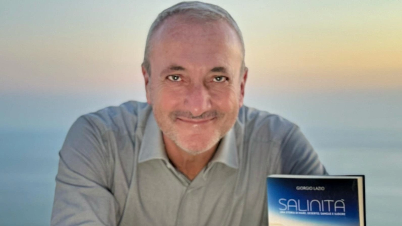 Il romanzo, ambientato in Medio Oriente, è costruito come una ’non-fiction novel’. L’ex guida del Comando Marittimo Nord passa alla scrittura dopo una carriera avventurosa . Il romanzo, ambientato in Medio Oriente, è costruito come una ’non-fiction novel’. L’ex guida del Comando Marittimo Nord passa alla scrittura dopo una carriera avventurosa .