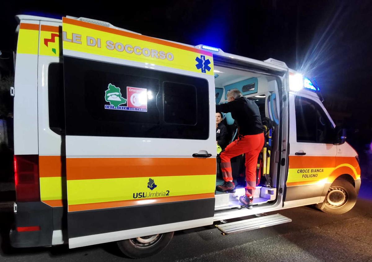 Malore dopo la discoteca. Diciannovenne in gravi condizioni portato al pronto soccorso Malore dopo la discoteca. Diciannovenne in gravi condizioni portato al pronto soccorso