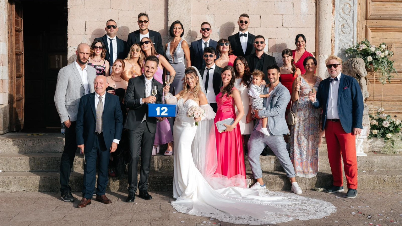 La sposa tiene in bella vista il pacco numero 12 che aveva in trasmissione