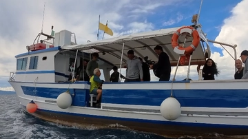 La Casa dei Polpi: così rinasce l’ecosistema sott’acqua. Un artista noto sostiene il progetto