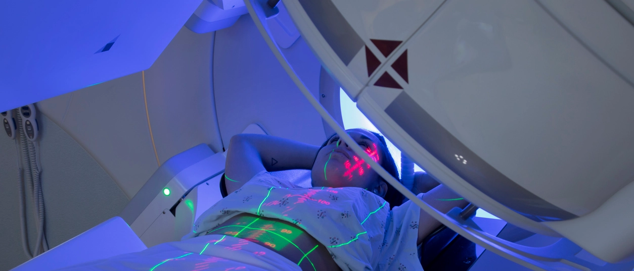 Radioterapia in Toscana, sedute a rischio. L’allarme: “Servono subito assunzioni”
