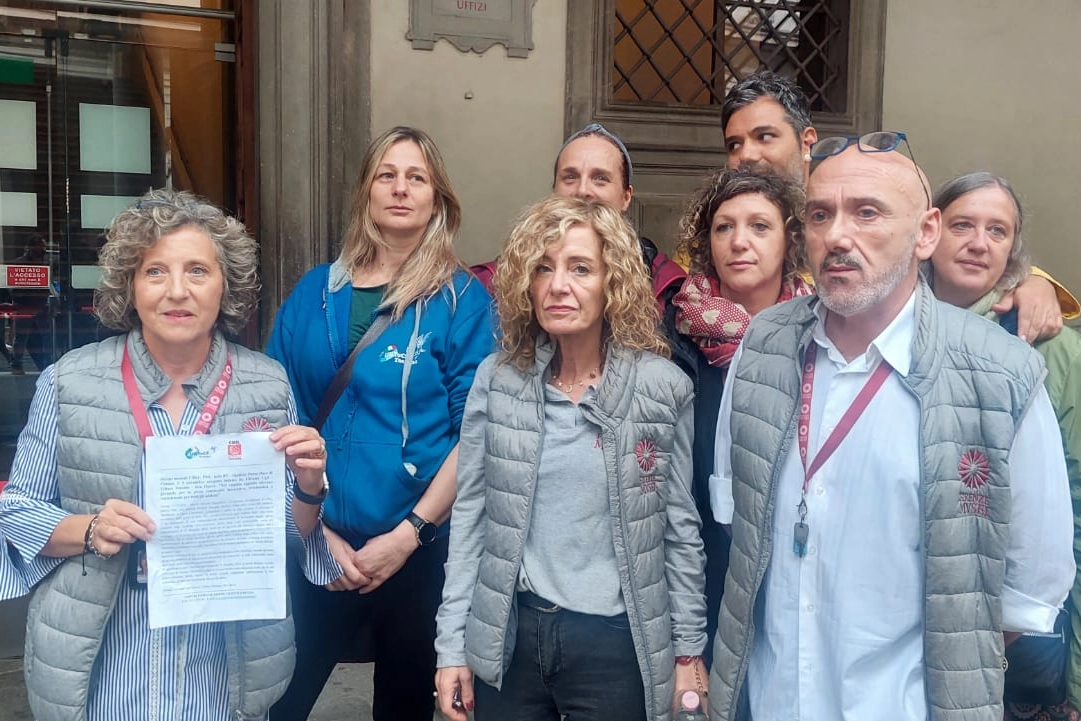 Una delegazione dei lavoratori di Opera