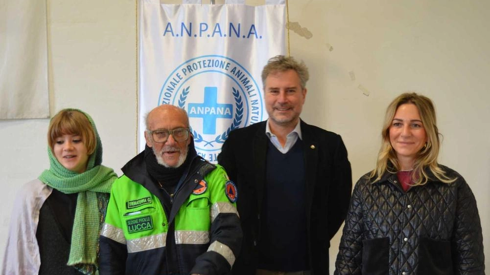 Erano presenti all’estrazione anche. il sindaco Mario Pardini e l’assessore all’Ambiente Cristina Consani Erano presenti all’estrazione anche. il sindaco Mario Pardini e l’assessore all’Ambiente Cristina Consani