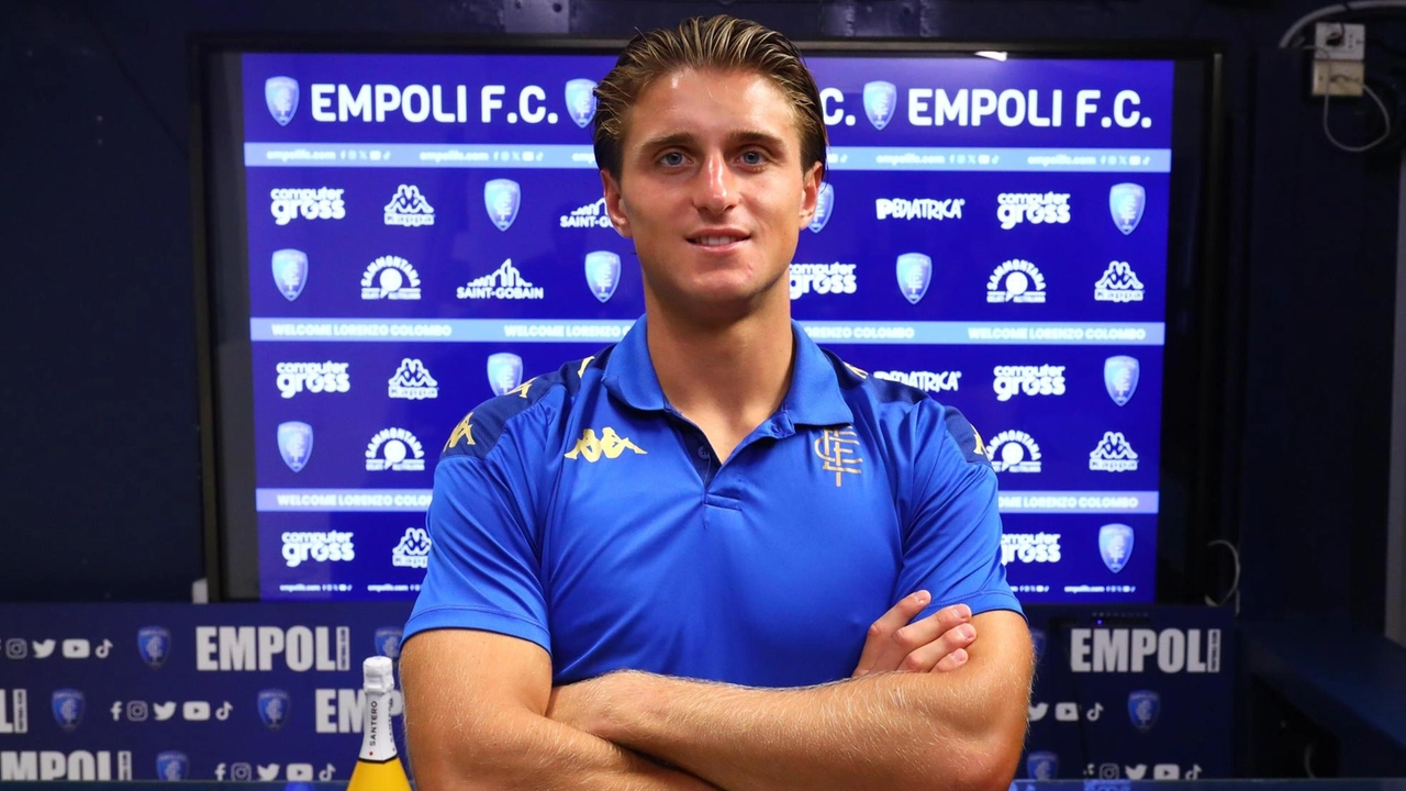 Lorenzo Colombo, attaccante dell’Empoli durante la presentazione: nell’ultima stagione al Monza ha segnato 4 gol in 25 presenze Lorenzo Colombo, attaccante dell’Empoli durante la presentazione: nell’ultima stagione al Monza ha segnato 4 gol in 25 presenze