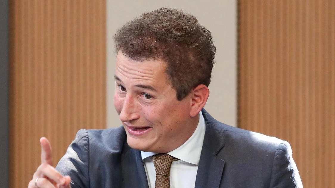 Approvata la mozione presentata da Brunori (Lega) "Previsto un premio annuale". Approvata la mozione presentata da Brunori (Lega) "Previsto un premio annuale".