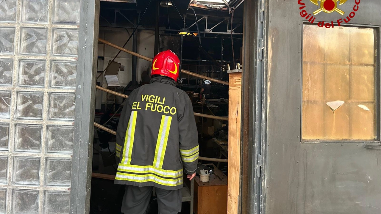 I vigili del fuoco intervenuti I vigili del fuoco intervenuti
