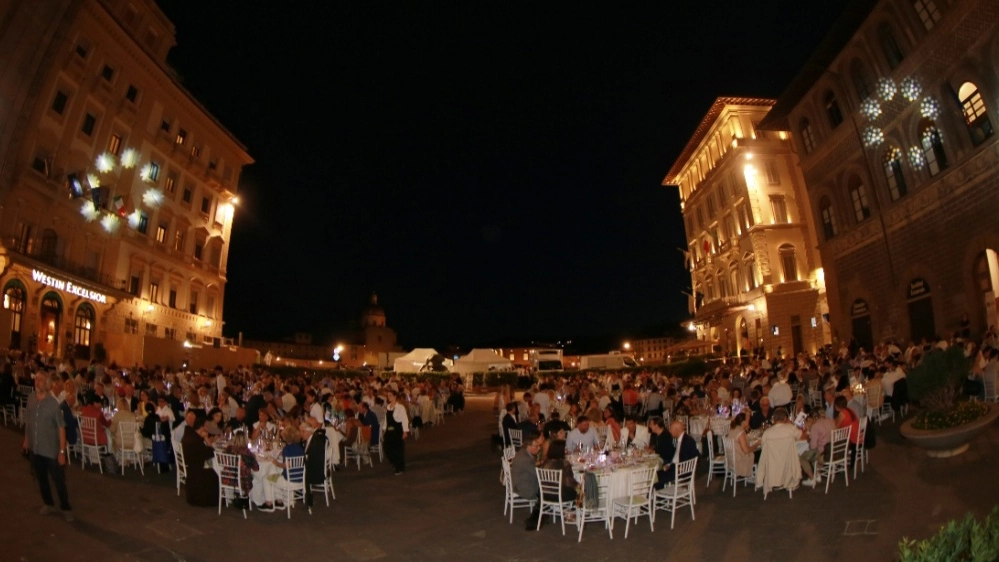 Cena in piazza Ognissanti, precedente edizione Cena in piazza Ognissanti, precedente edizione