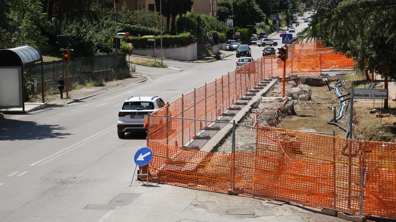 Gli interventi per relizzare il Metrobus proseguono Un intervento da quasi 100 milioni. di euro (Foto Crocchioni) Gli interventi per relizzare il Metrobus proseguono Un intervento da quasi 100 milioni. di euro (Foto Crocchioni)