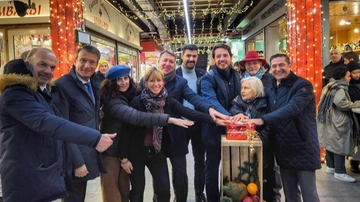 Firenze, San Lorenzo dà il via al suo Natale con laboratori a tema, musica e tanti eventi